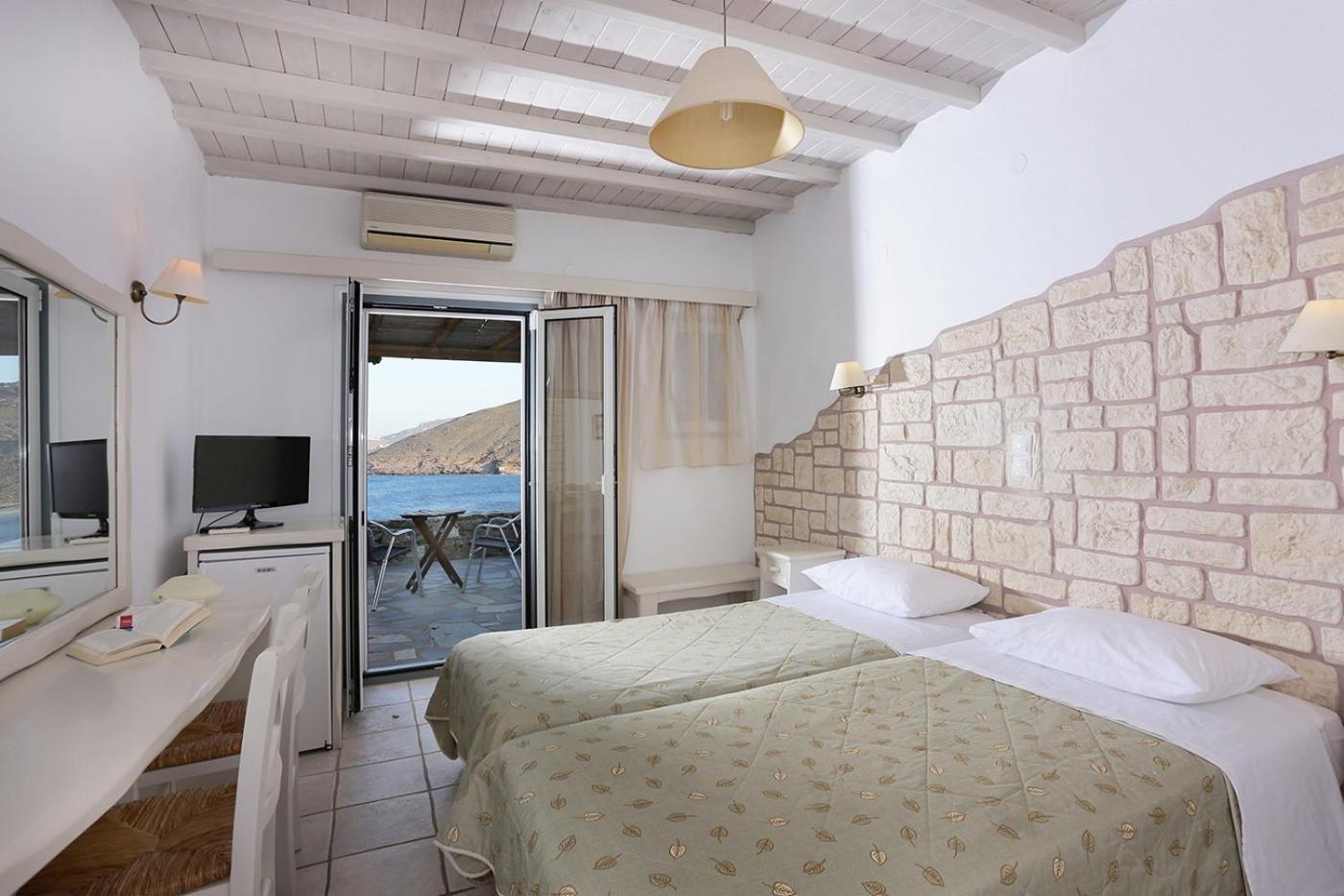 ホテル Albatros Club Mykonos Panormos  エクステリア 写真
