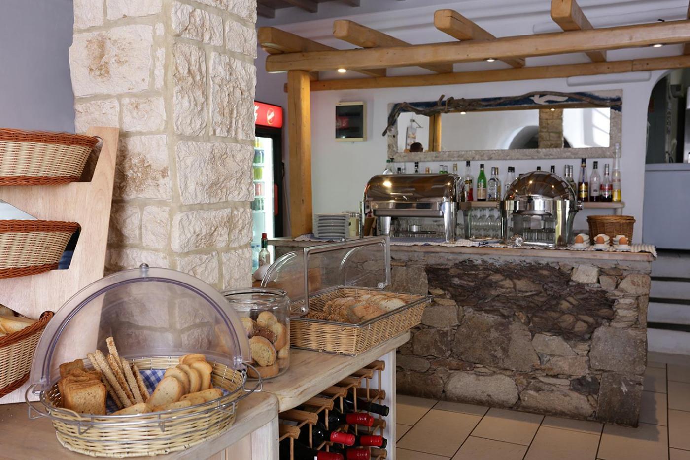 ホテル Albatros Club Mykonos Panormos  エクステリア 写真